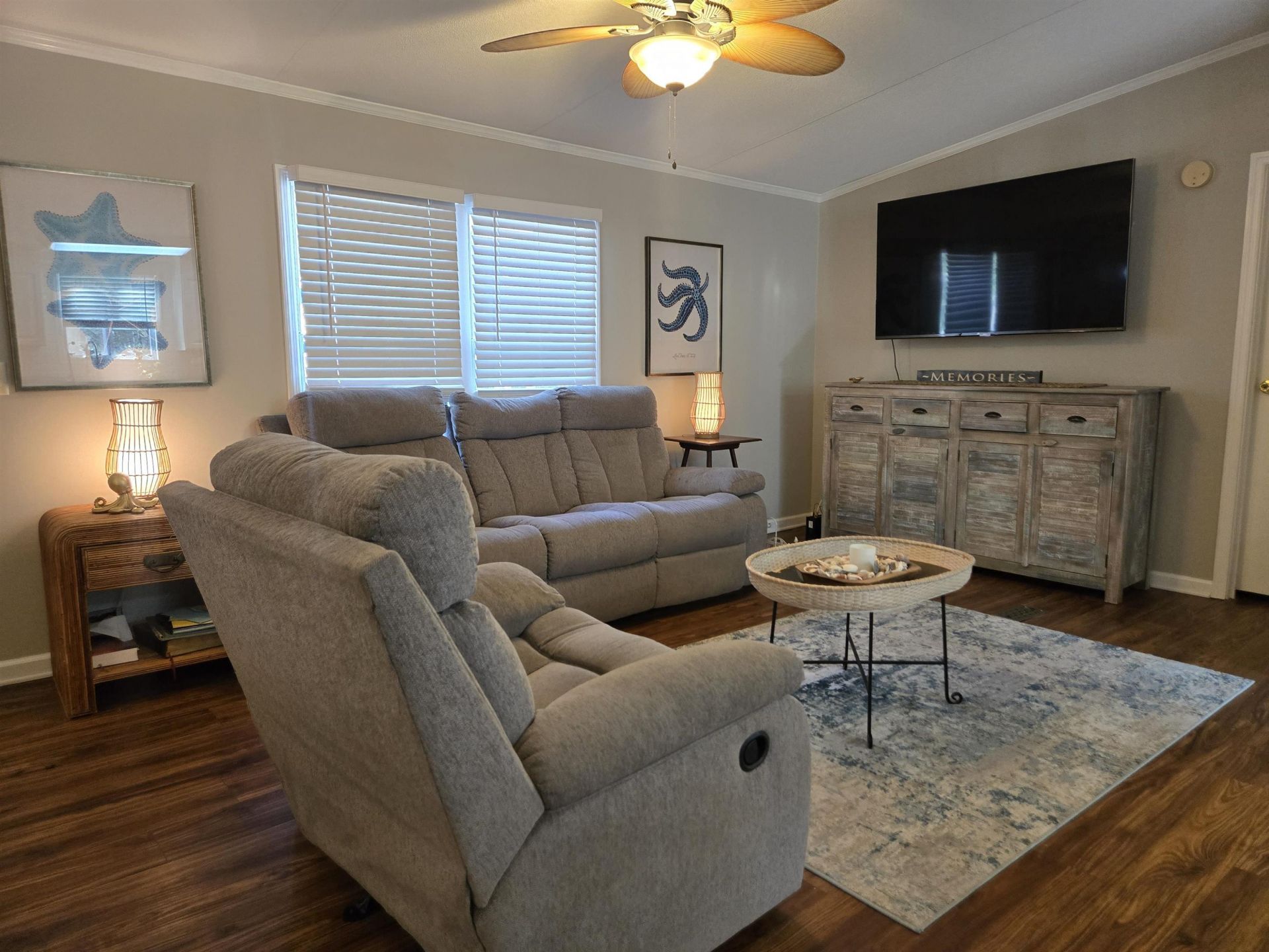 443 E Banks Dr. Photo 16