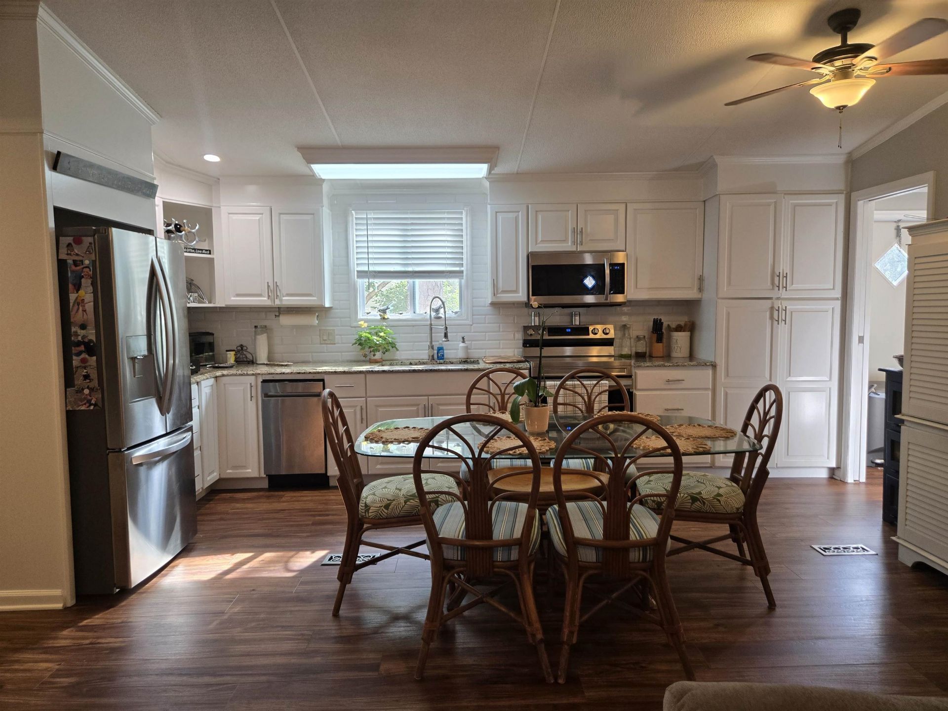 443 E Banks Dr. Photo 17