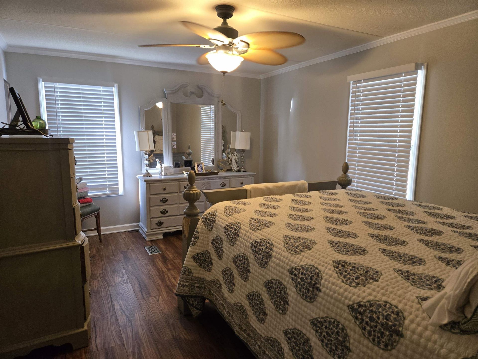 443 E Banks Dr. Photo 26