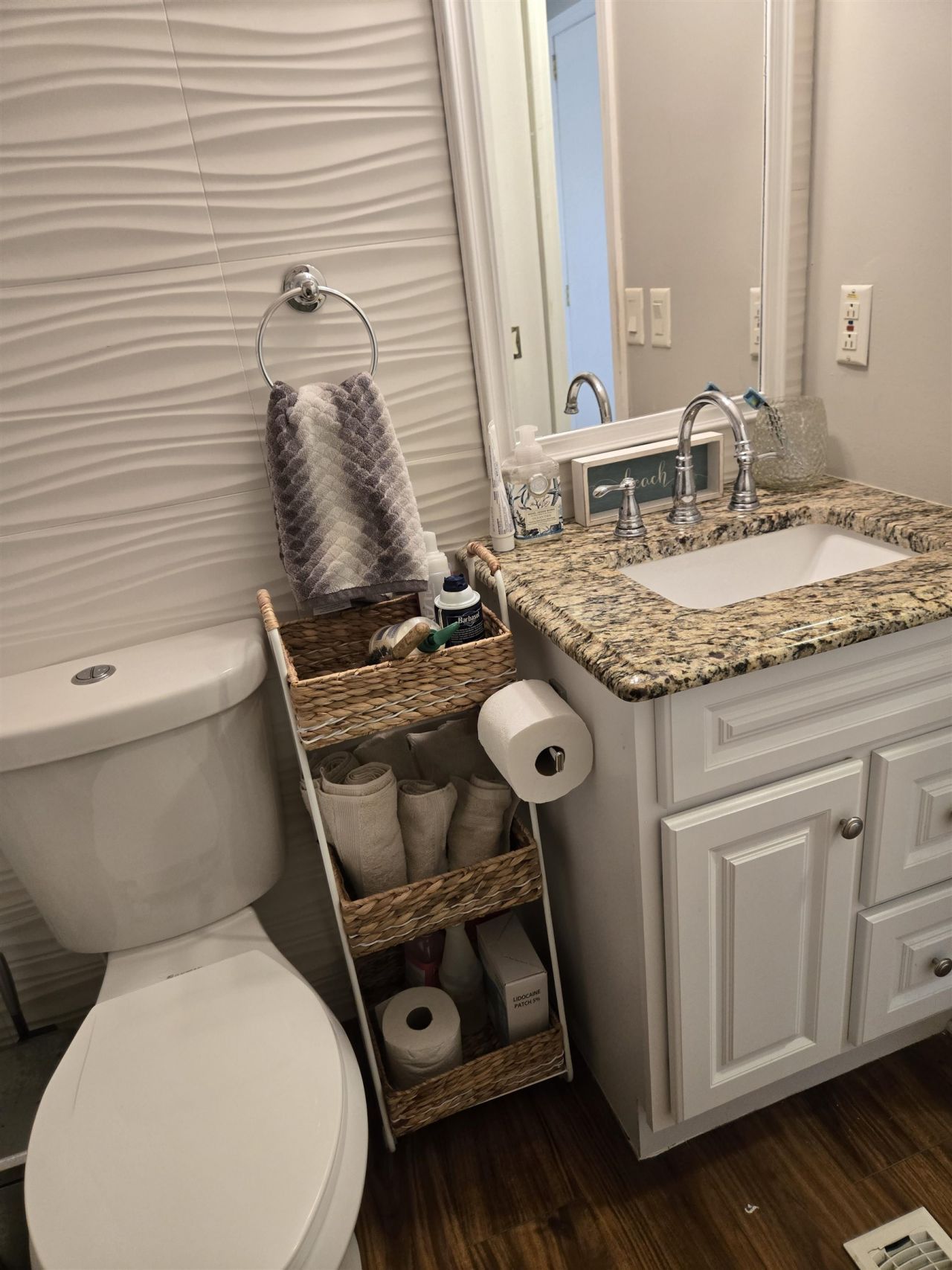 443 E Banks Dr. Photo 30