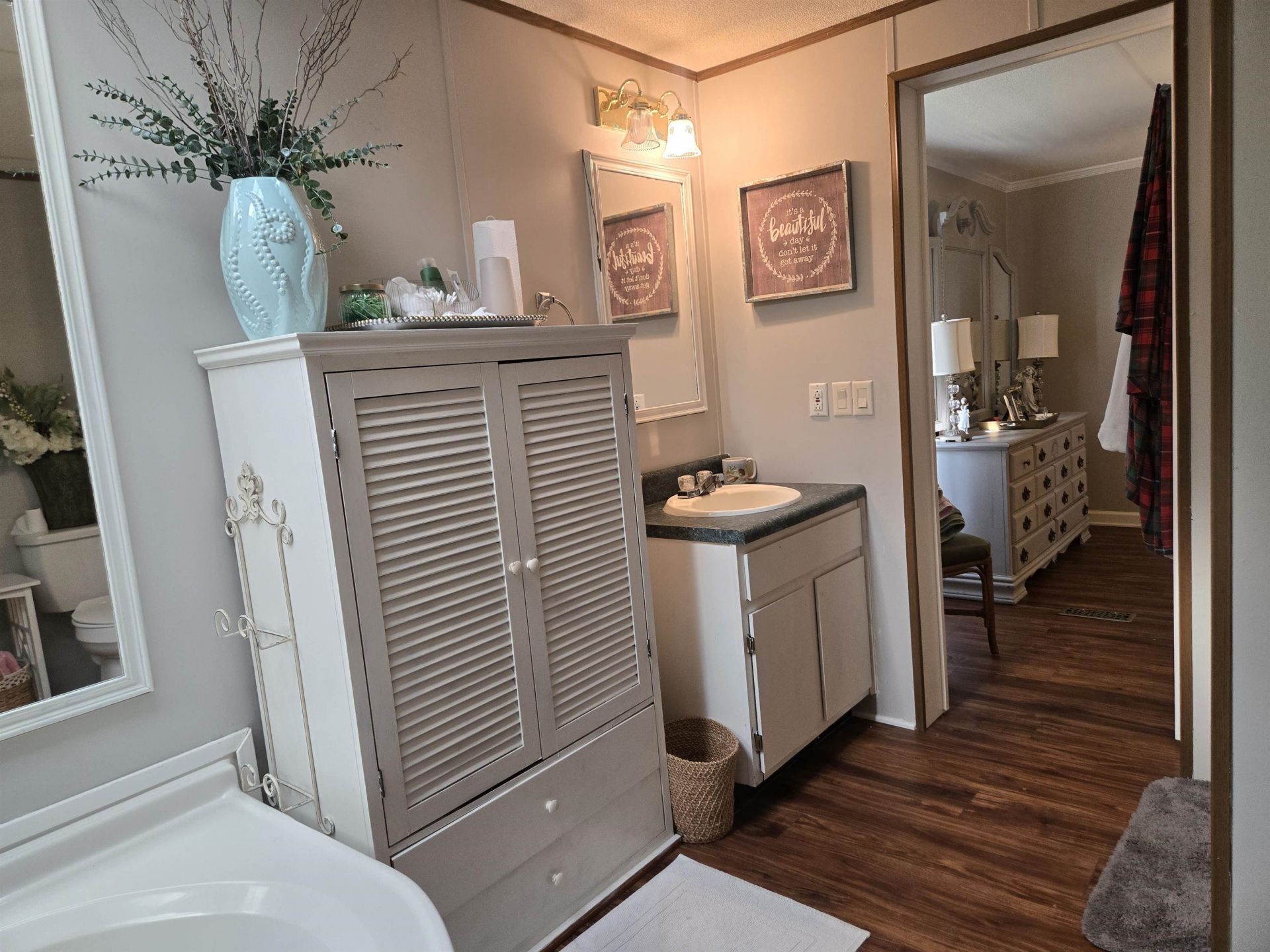 443 E Banks Dr. Photo 38