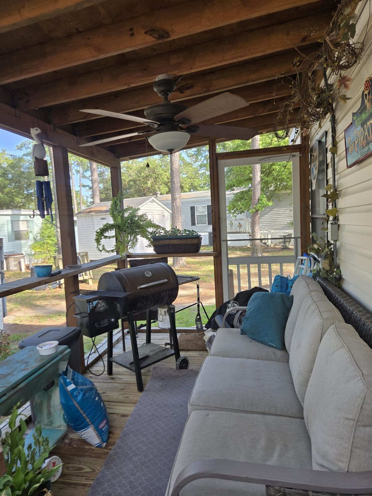 443 E Banks Dr. Photo 8