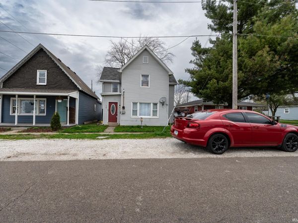 112 Vine Street, Gas City, IN 46933
