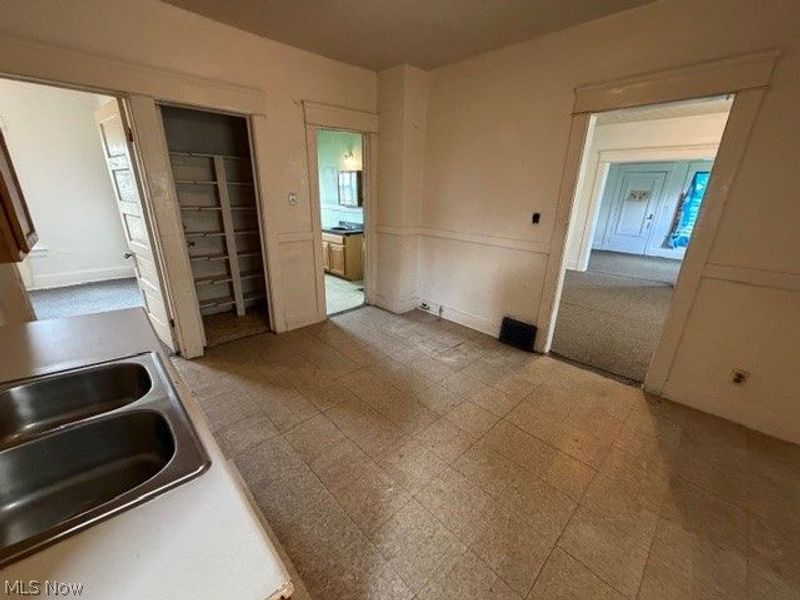 3133 E 93rd Street, Cleveland, OH 44104 Photo 14