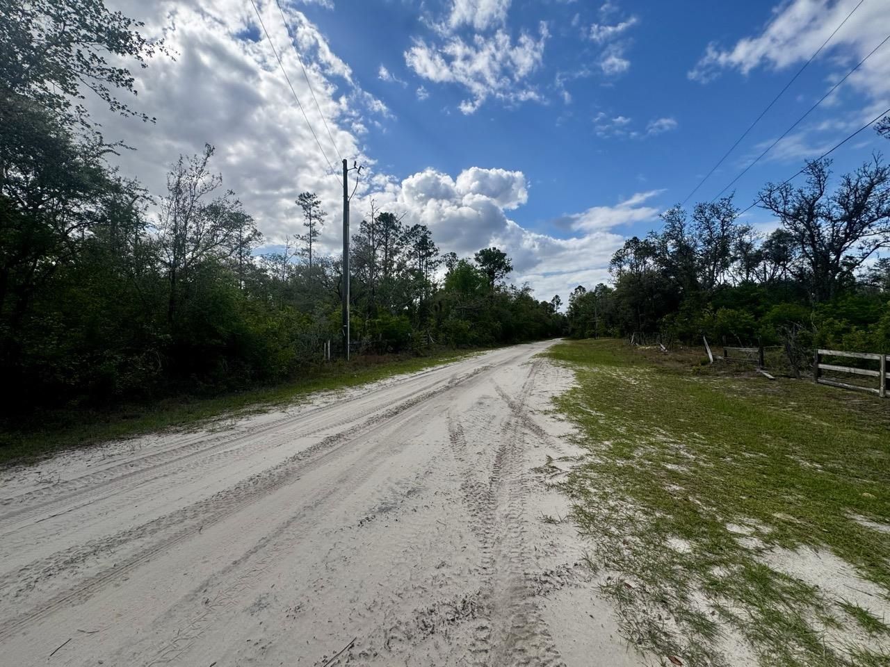 3084 NE Chervil Drive , Lee, FL 32059 Photo