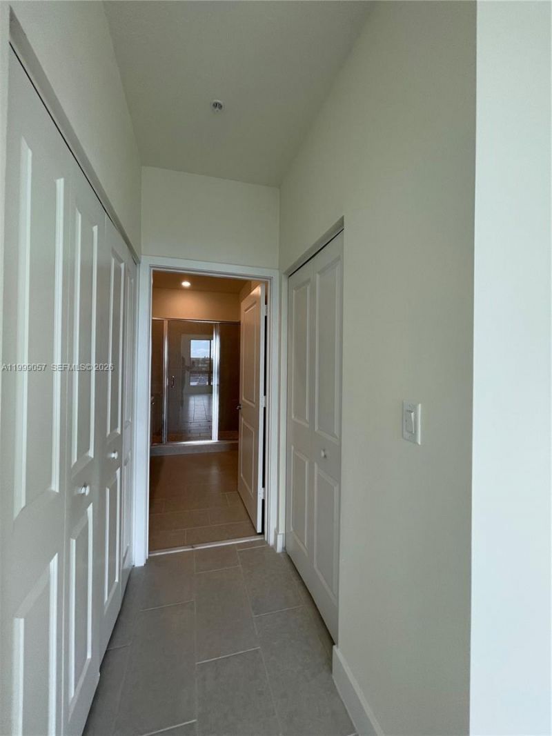 8167 NW 41st St, Unit E-409, Doral, FL 33166 Photo