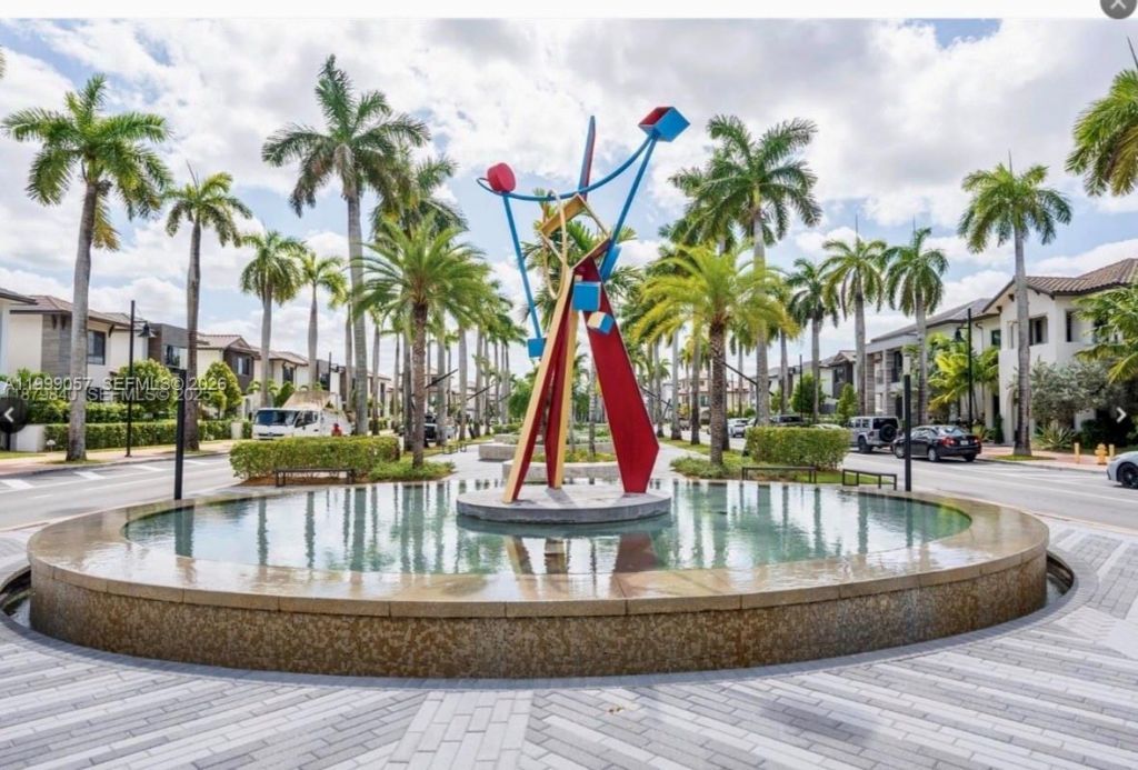 8167 NW 41st St, Unit E-409, Doral, FL 33166 Photo