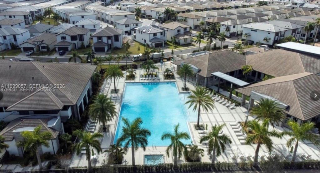 8167 NW 41st St, Unit E-409, Doral, FL 33166 Photo