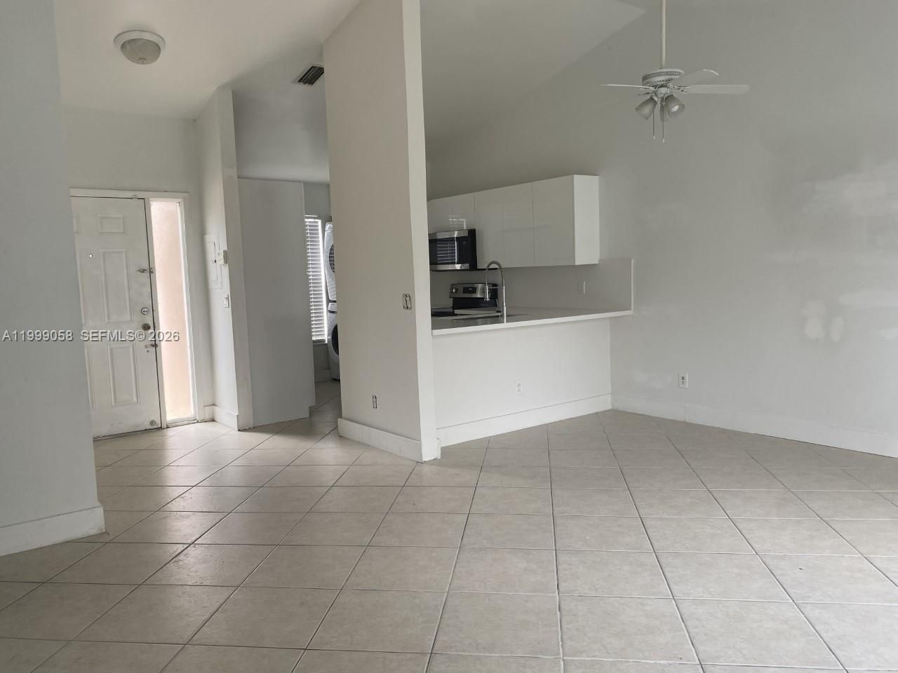 219 SE 8th St, Unit 601, Hallandale Beach, FL 33009 Photo