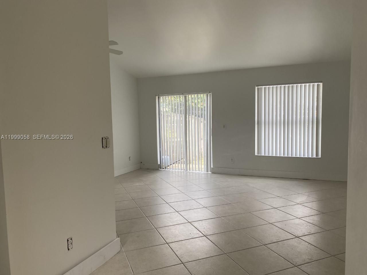 219 SE 8th St, Unit 601, Hallandale Beach, FL 33009 Photo