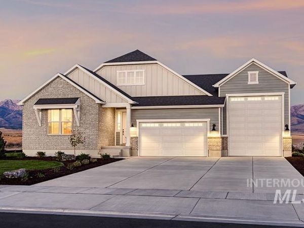 2418 E Gleneagle Dr, Eagle, ID 83616