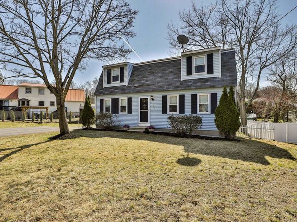 445 Blevens Drive, Manchester, NH 03104