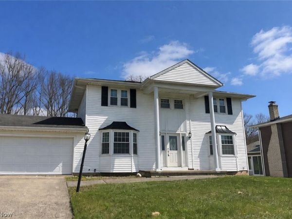 5216 Sassafras Drive , Parma, OH 44129