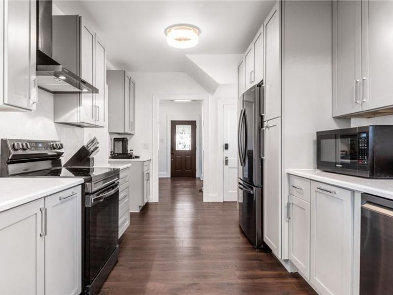 1022 Taylor Avenue, Cambridge, OH 43725 Photo 12