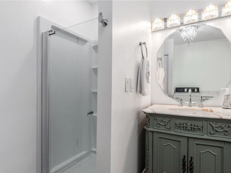 1022 Taylor Avenue, Cambridge, OH 43725 Photo 14