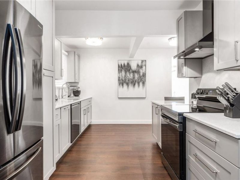 1022 Taylor Avenue, Cambridge, OH 43725 Photo 8