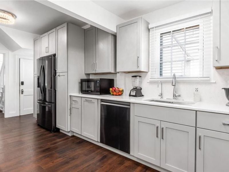 1022 Taylor Avenue, Cambridge, OH 43725 Photo 9