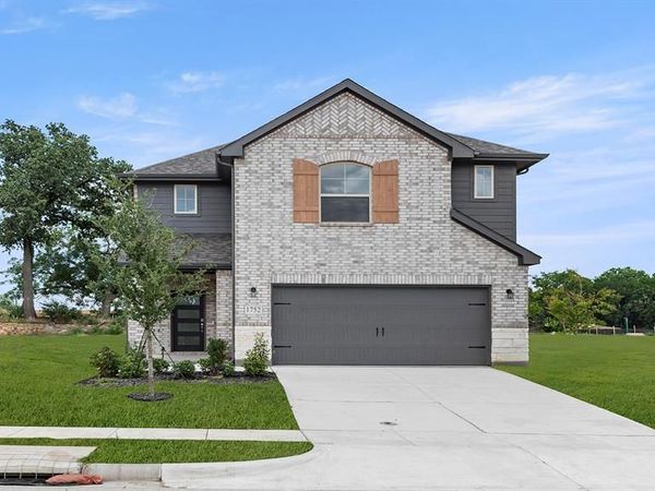 1752 Edgeway Drive, Aubrey, TX 76227