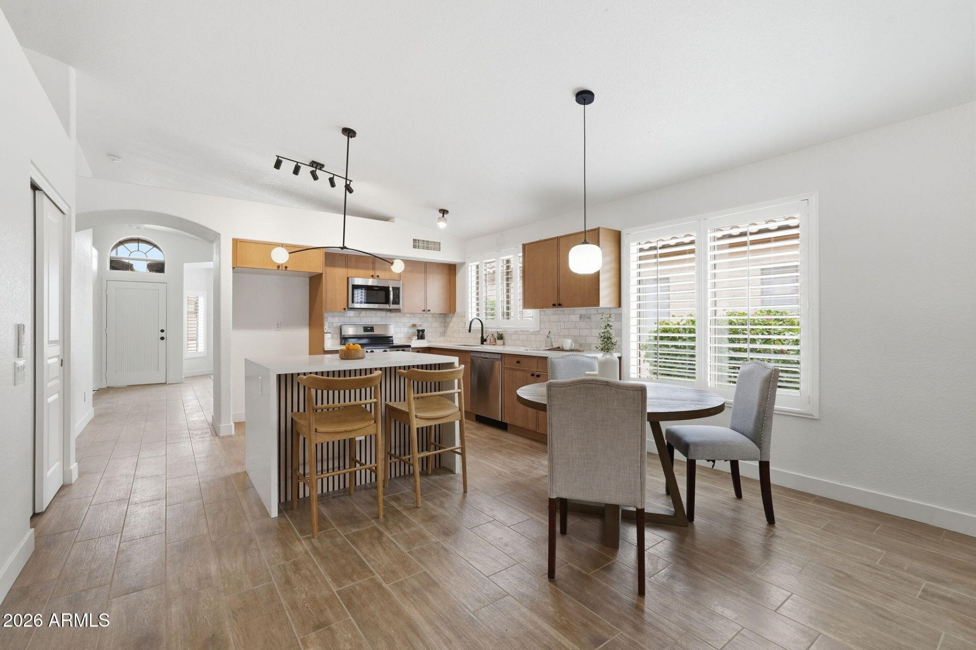 2435 E Patrick Lane, Phoenix, AZ 85024 Main Photo