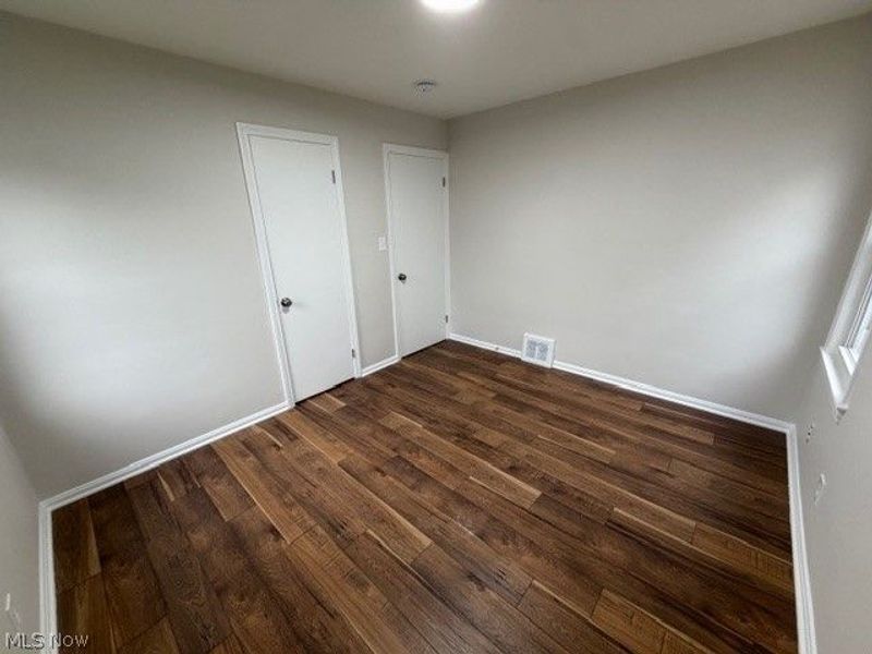 11005 Brunswick Avenue, Garfield Heights, OH 44125 Photo 10