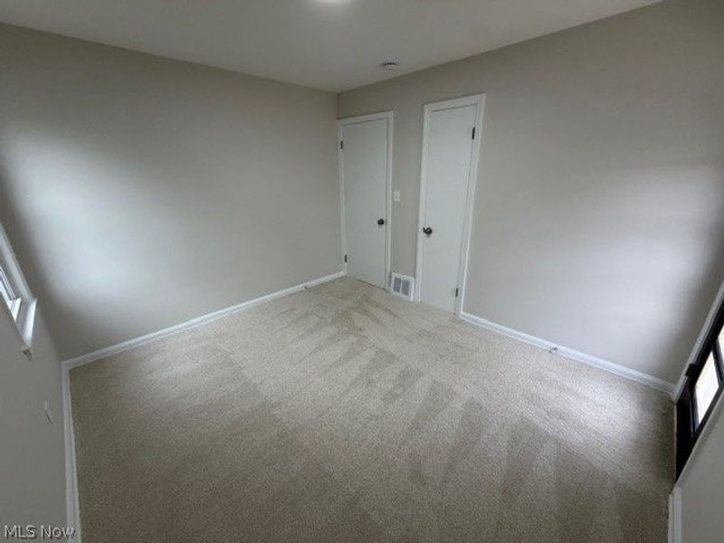 11005 Brunswick Avenue, Garfield Heights, OH 44125 Photo 12