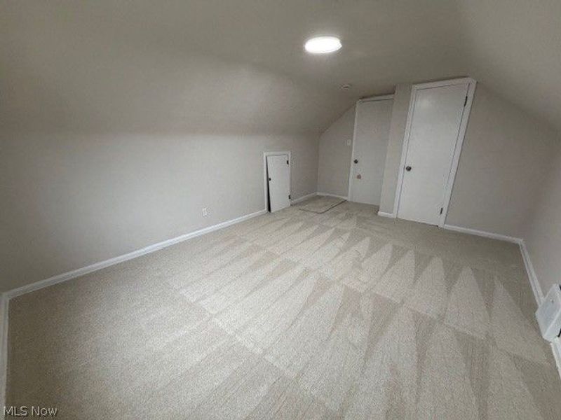 11005 Brunswick Avenue, Garfield Heights, OH 44125 Photo 17