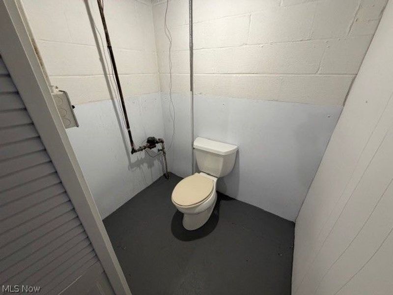 11005 Brunswick Avenue, Garfield Heights, OH 44125 Photo 17