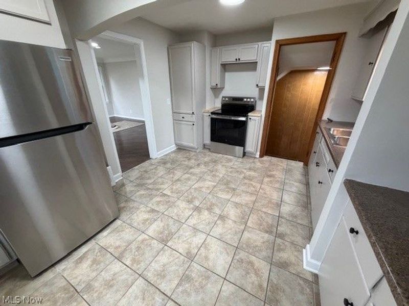 11005 Brunswick Avenue, Garfield Heights, OH 44125 Photo 7