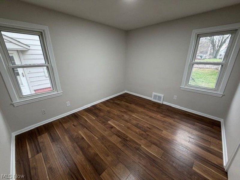 11005 Brunswick Avenue, Garfield Heights, OH 44125 Photo 9