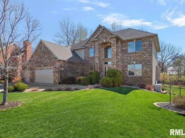 2333 Waterbury Pond Court, Springfield, IL 62711