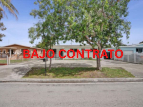 877 W 33rd St, Hialeah, FL 33012