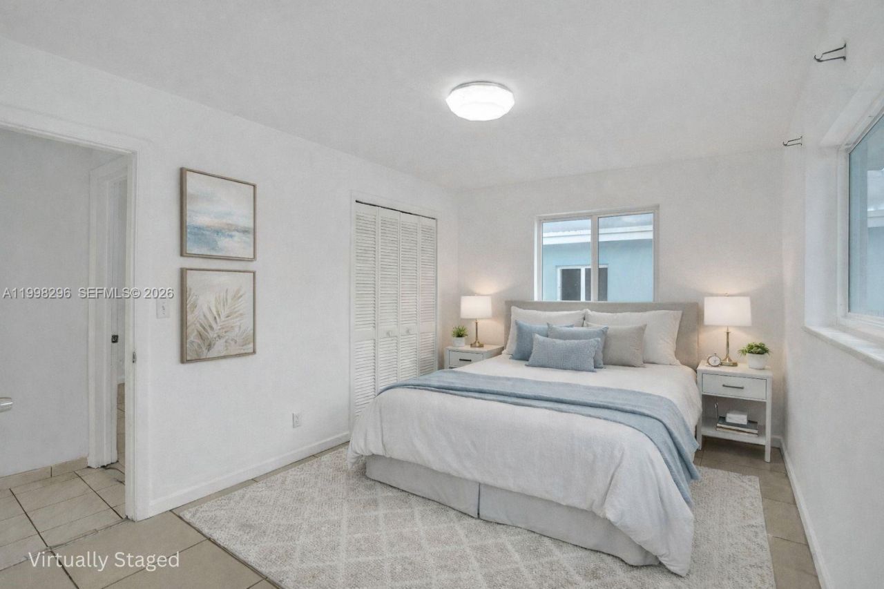 877 W 33rd St, Hialeah, FL 33012 Photo