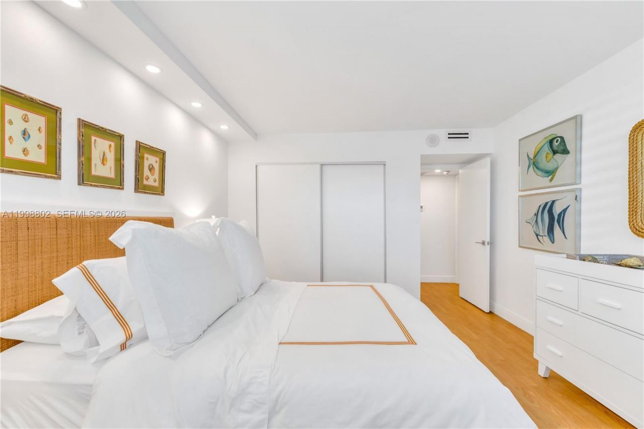 199 Ocean Lane Dr, Unit 306, Key Biscayne, FL 33149 Photo