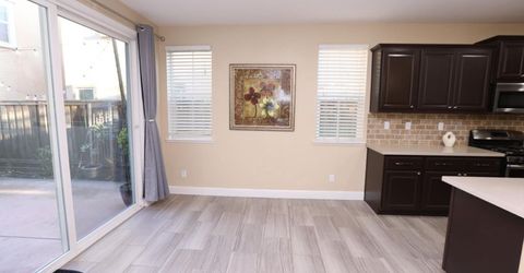 909 Blossom Rock Ln, Folsom, CA 95630 Photo