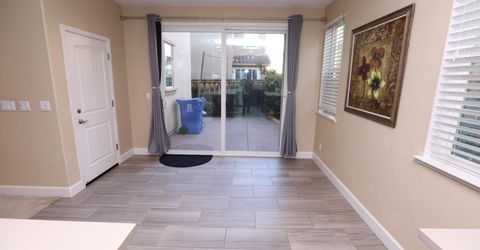 909 Blossom Rock Ln, Folsom, CA 95630 Photo