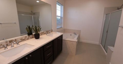 909 Blossom Rock Ln, Folsom, CA 95630 Photo