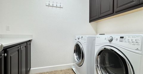 909 Blossom Rock Ln, Folsom, CA 95630 Photo