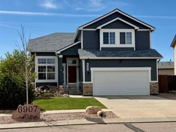 6907 Shimmering Leaf Road, Colorado Springs, CO 80908