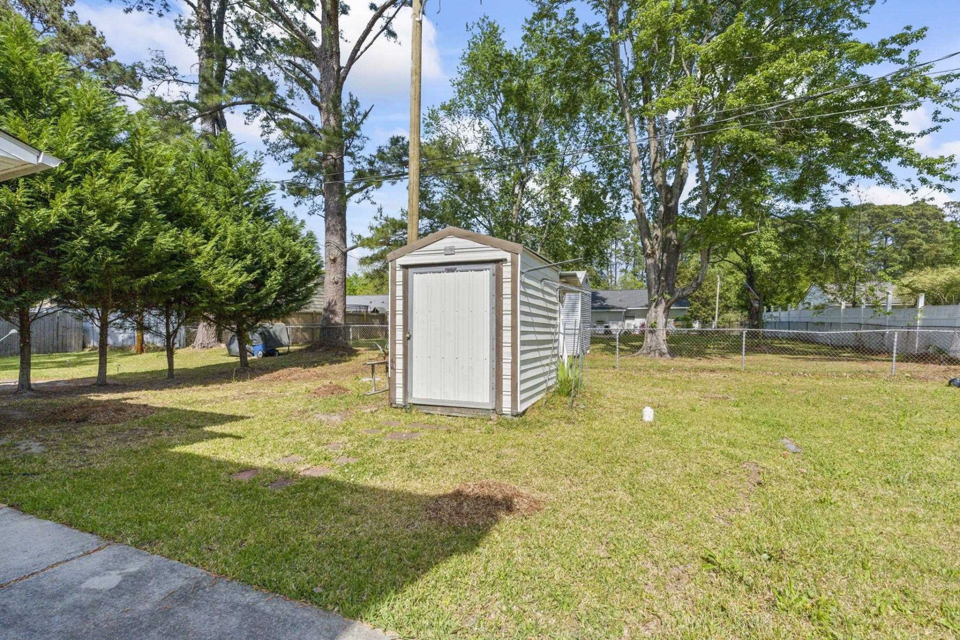 1660 Stuart Square Circle Photo 10