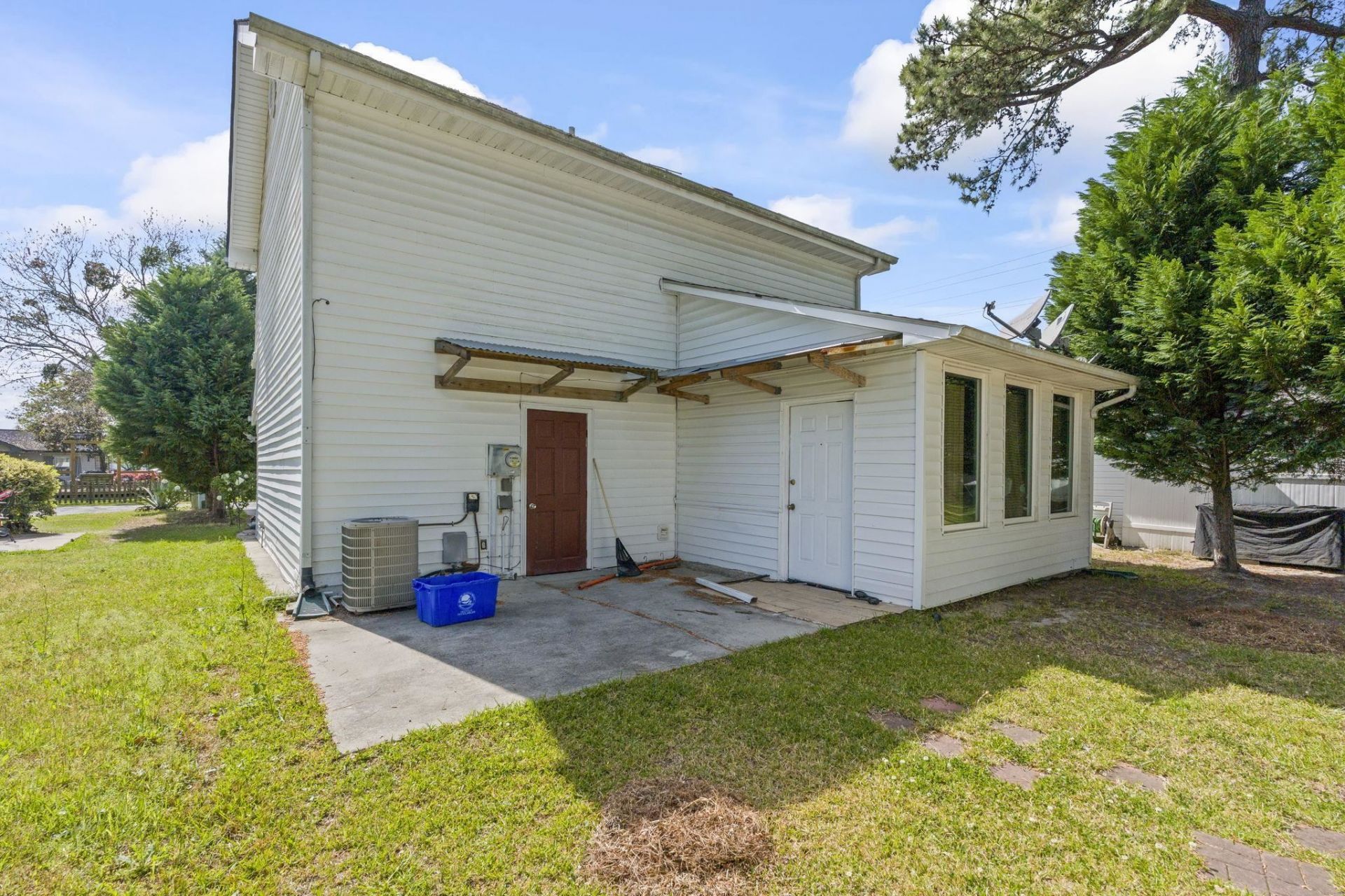 1660 Stuart Square Circle Photo 9