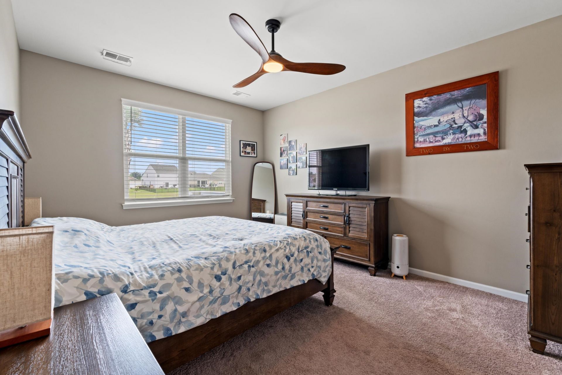 939 Irving Dr. Photo 11