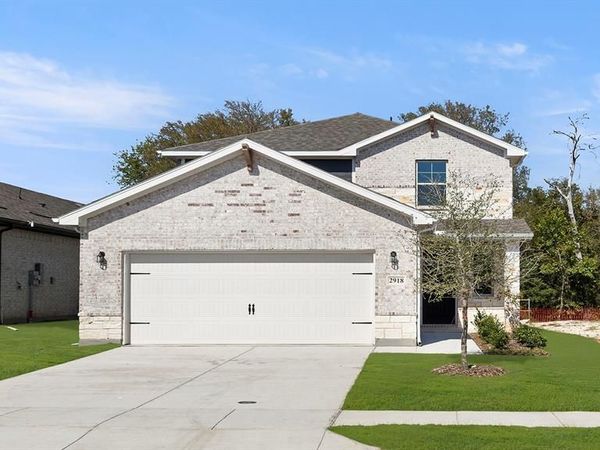 1720 Edgeway Drive, Aubrey, TX 76227