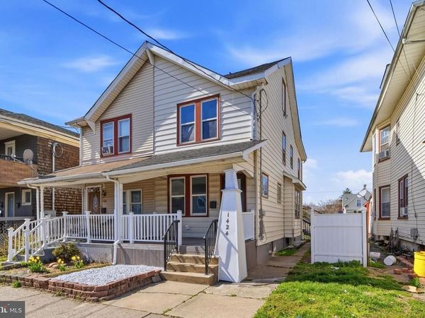 1424 HAMILTON AVE , TRENTON, NJ 08629