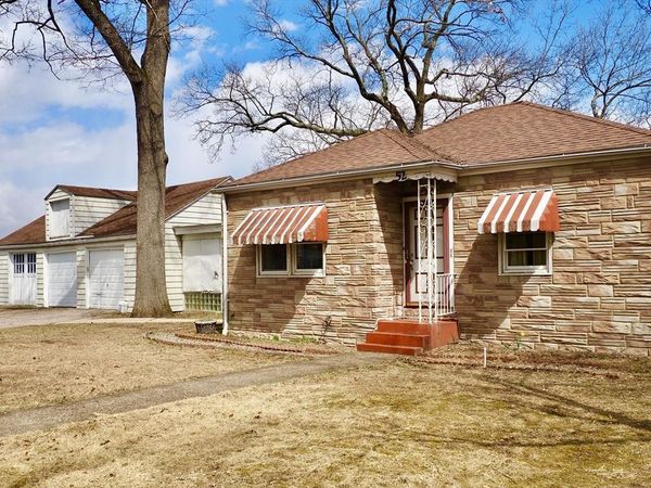 52 Marguerite St., Chicopee, MA 01020