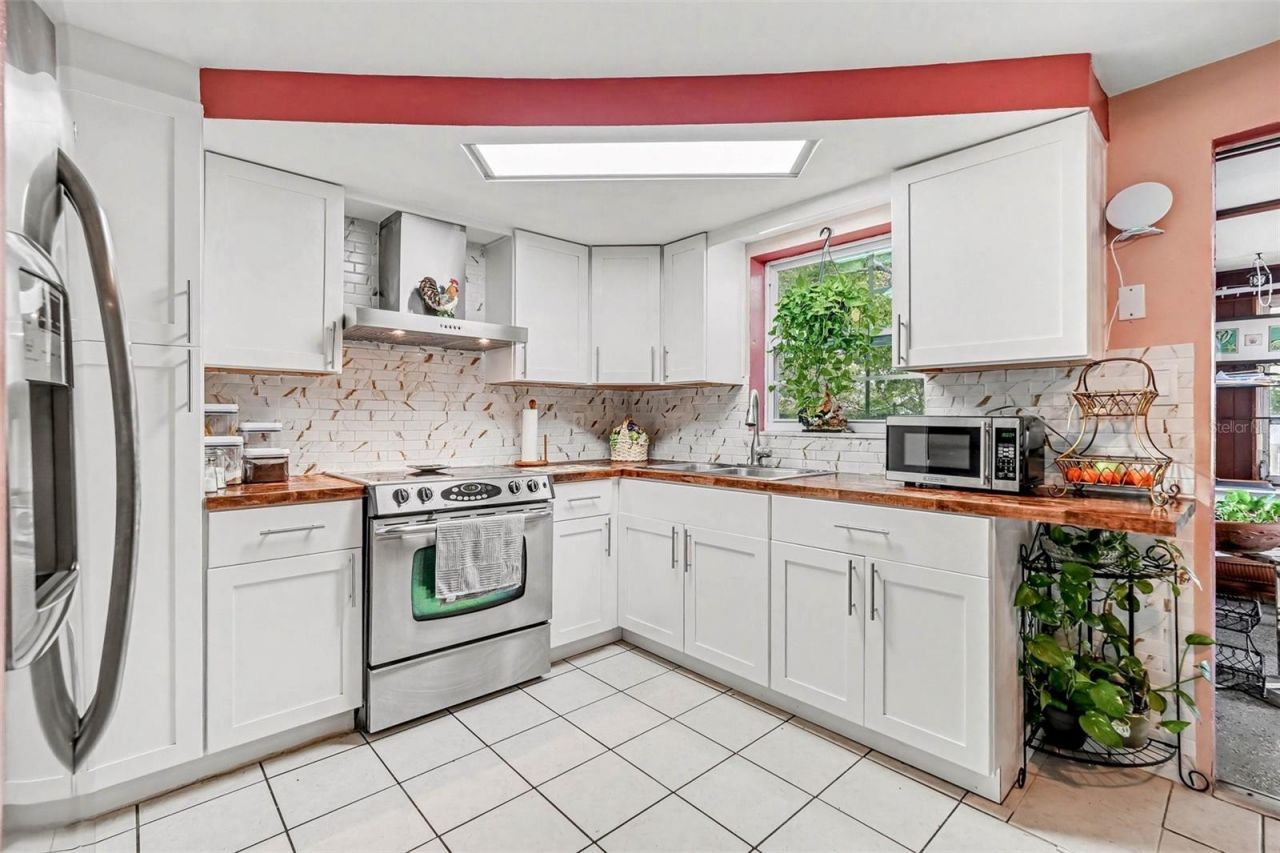 1244 Classic Drive, Holiday, FL 34691 Photo