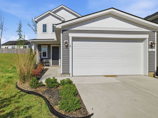 121 Timber Crest Trl, White Bluff, TN 37187