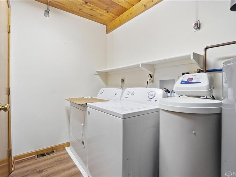 250 Park Meadows Drive, Yellow Springs, OH 45387 Photo 47