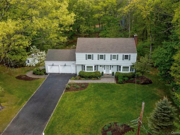 19 Deer Run Road, South Salem, NY 10590