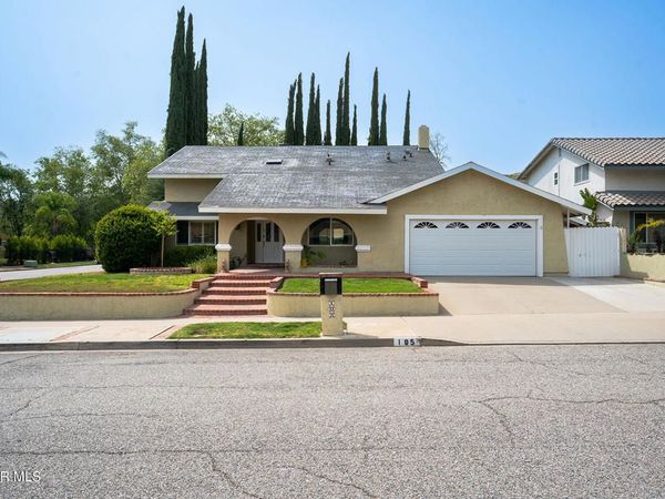 105 Smoke Tree Avenue, Oak Park, CA 91377