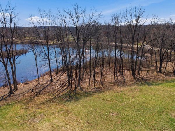 3182 Mantua Farms, Highland, MI 48357